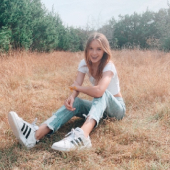 Meet your Posher, Piper - Picture 1 of 1